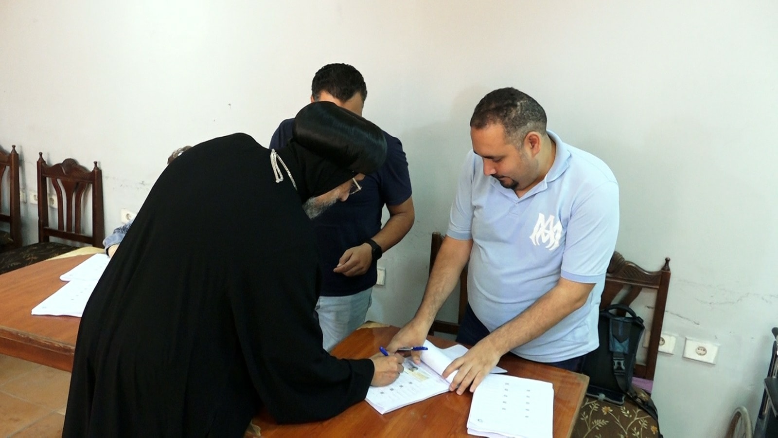 جانب من التصويت جانب من التصويت