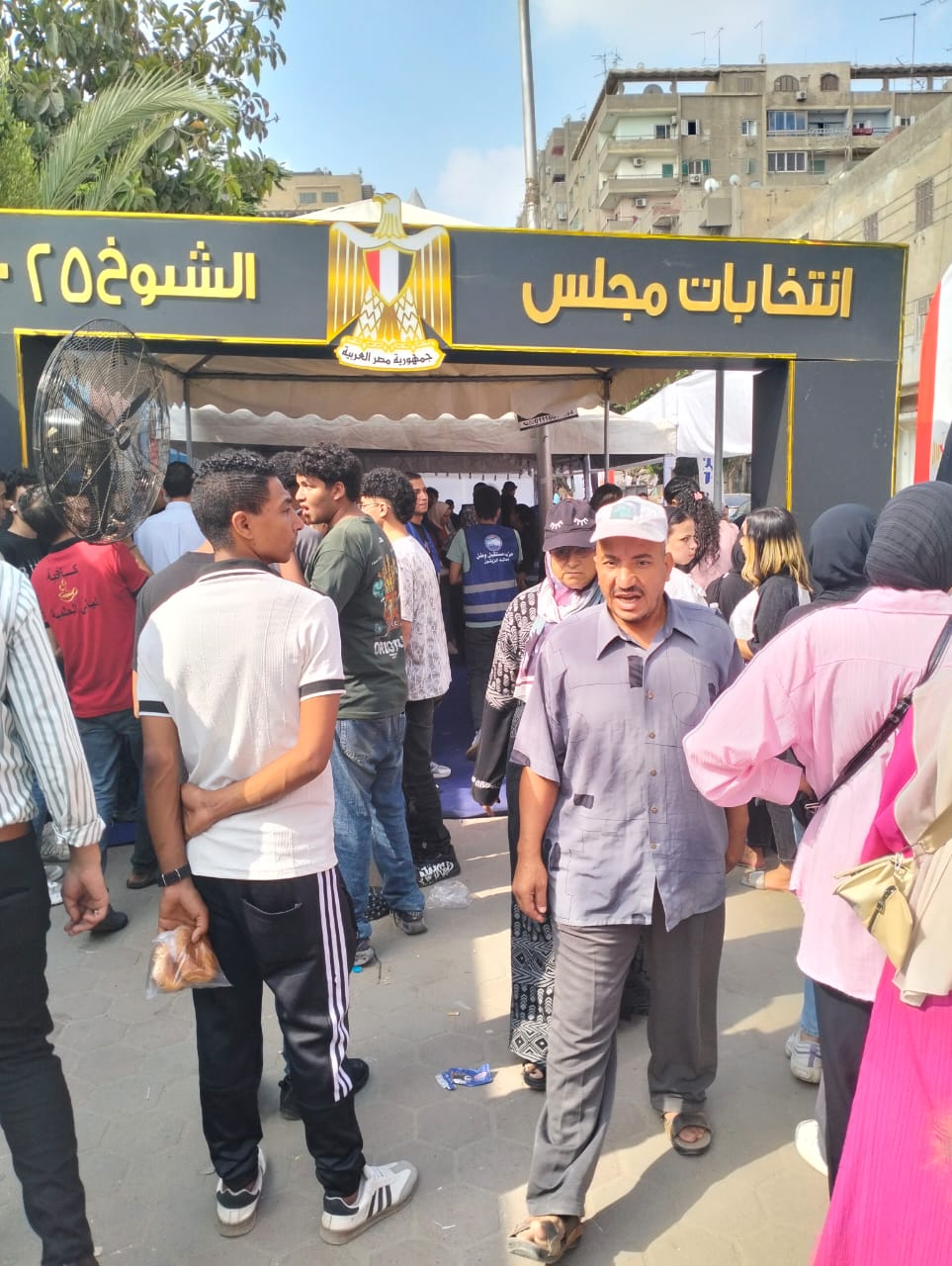 مشاركة كثيفة في اللجان الانتخابية بالزيتون مشاركة كثيفة في اللجان الانتخابية بالزيتون