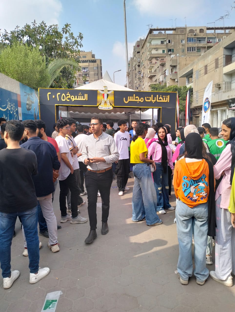 انتظام طوابير الناخبين في لجان الزيتون