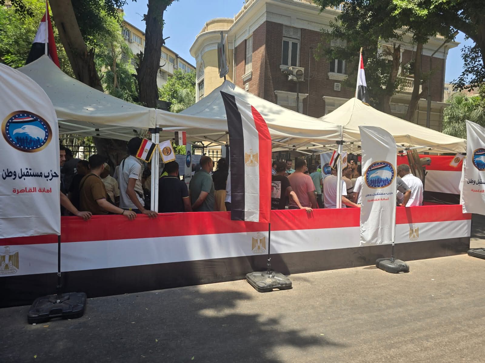 تزايد الناخبين بمنطقة الزمالك (3)