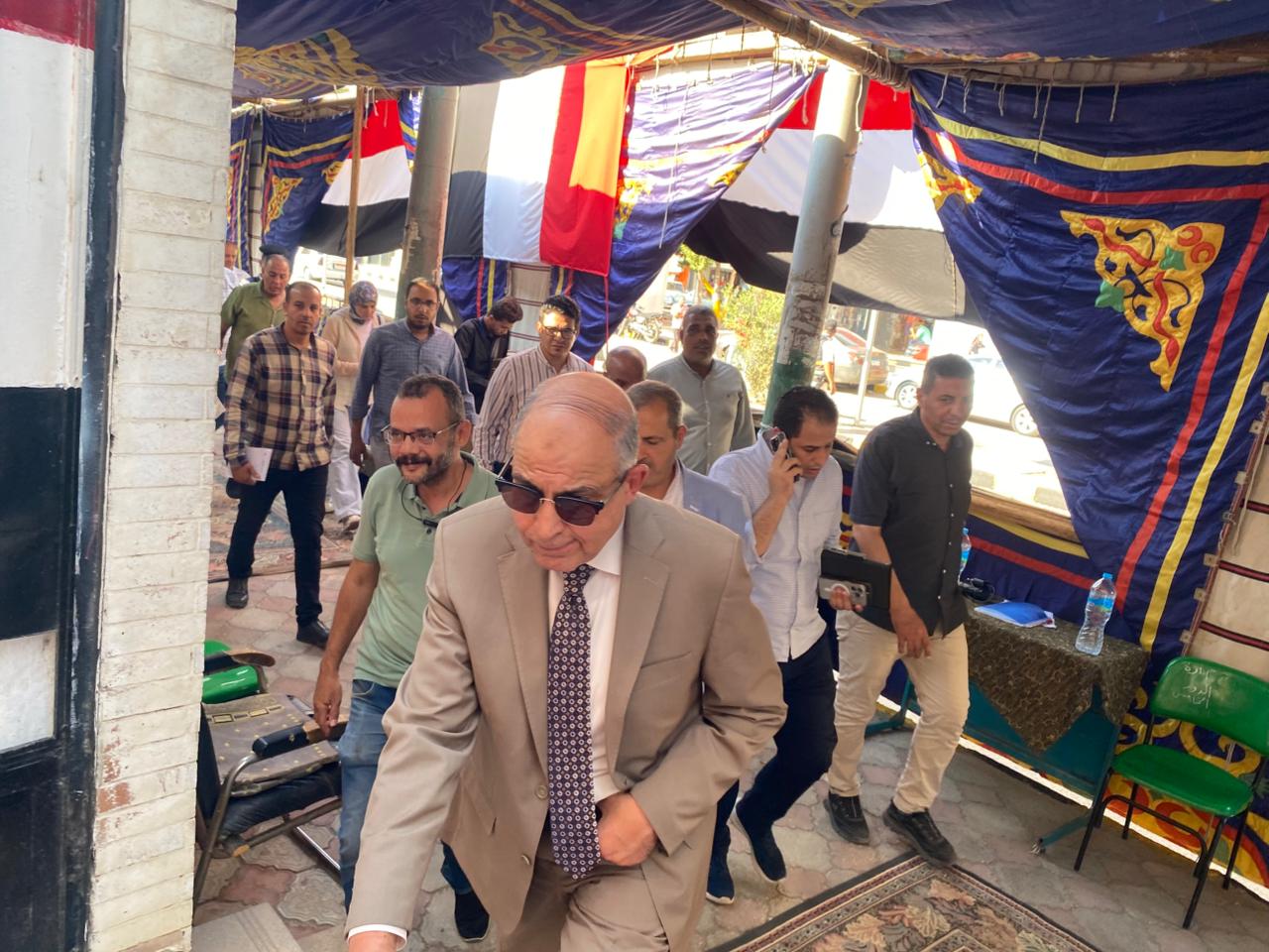 جولة المحافظ على اللجان