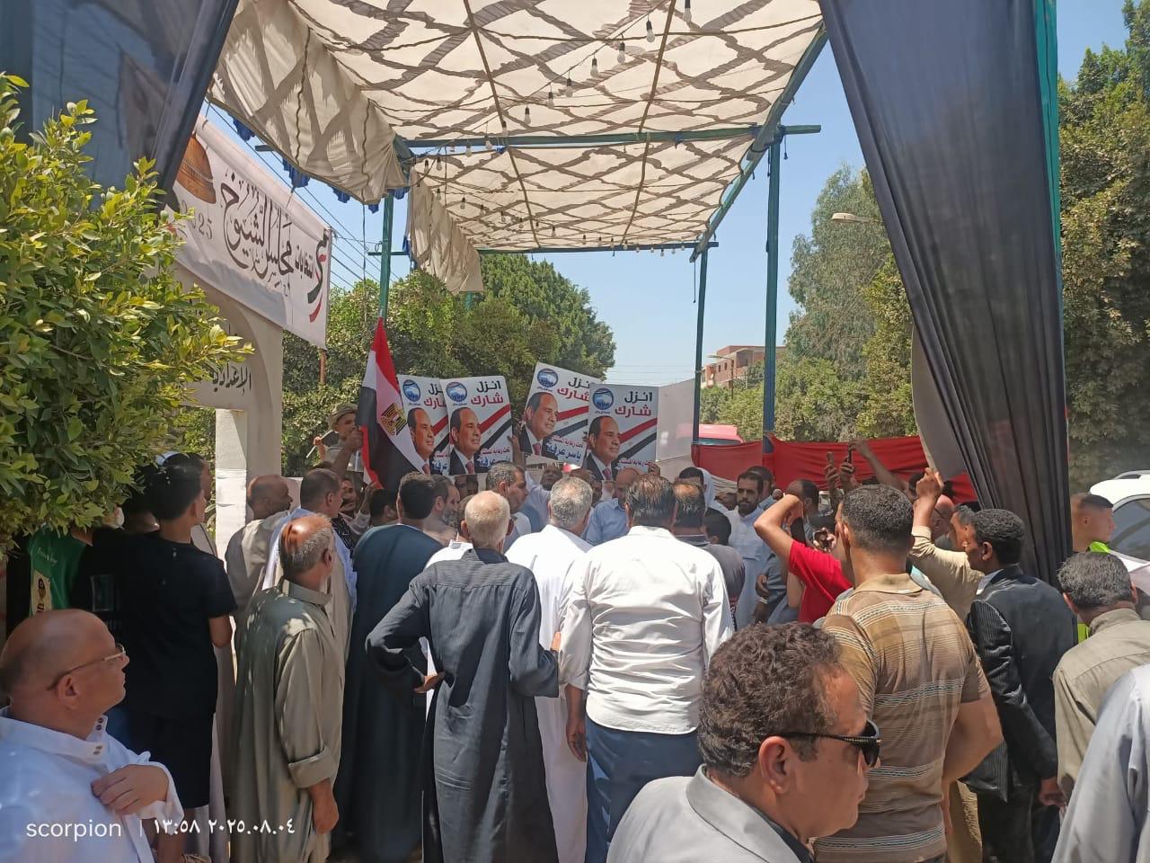 تزايد  توافد الناخبين  على اللجان 