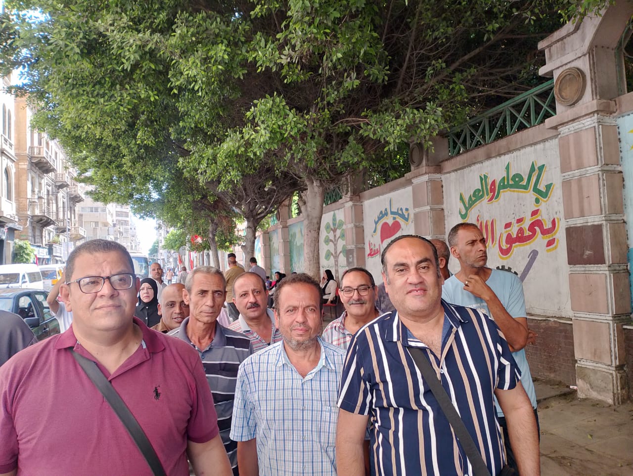العاملون بالزراعة والرى يصطفون للمشاركة بالانتخابات