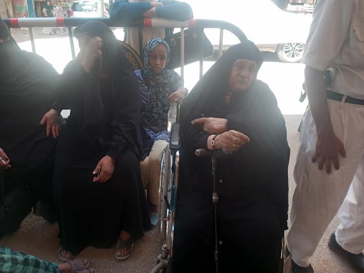 عجوز تدلى بصوتها فى انتخابات الشيوخ بسوهاج