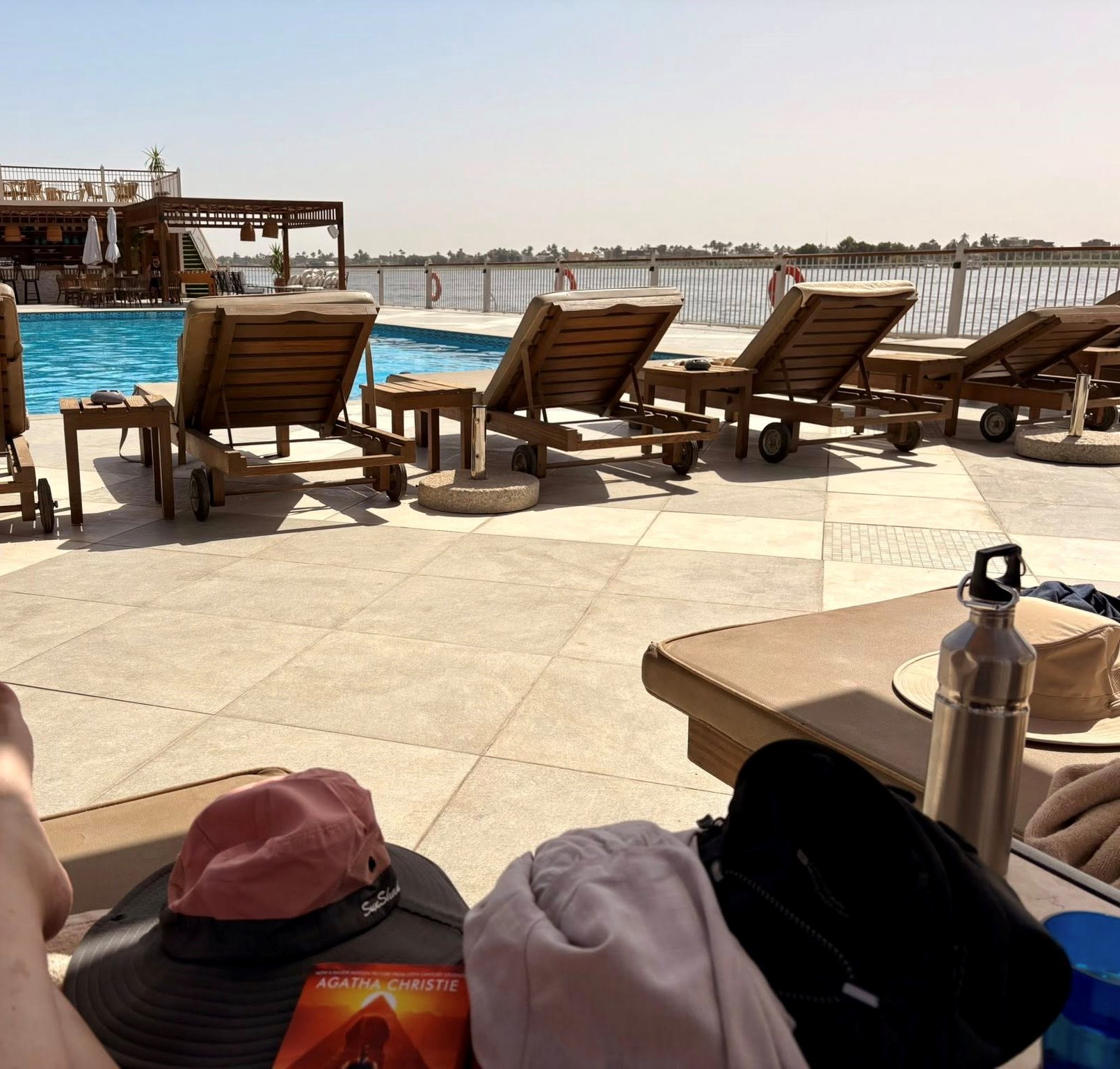 رحلات النايل كروز تقدم بهجة مميزة لسياح العالم