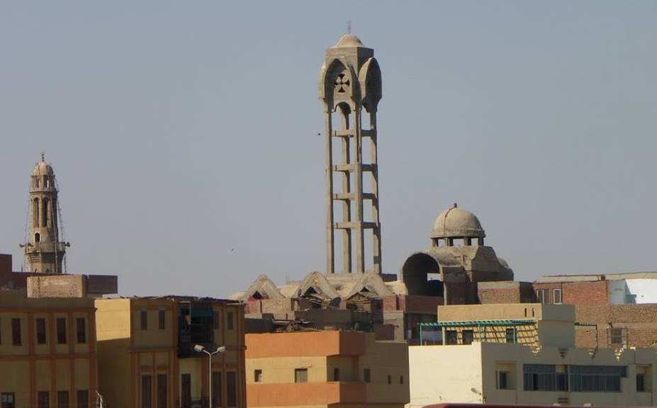 موقع كنيسة الأم دولاجى فى مدينة إسنا من الأعلى