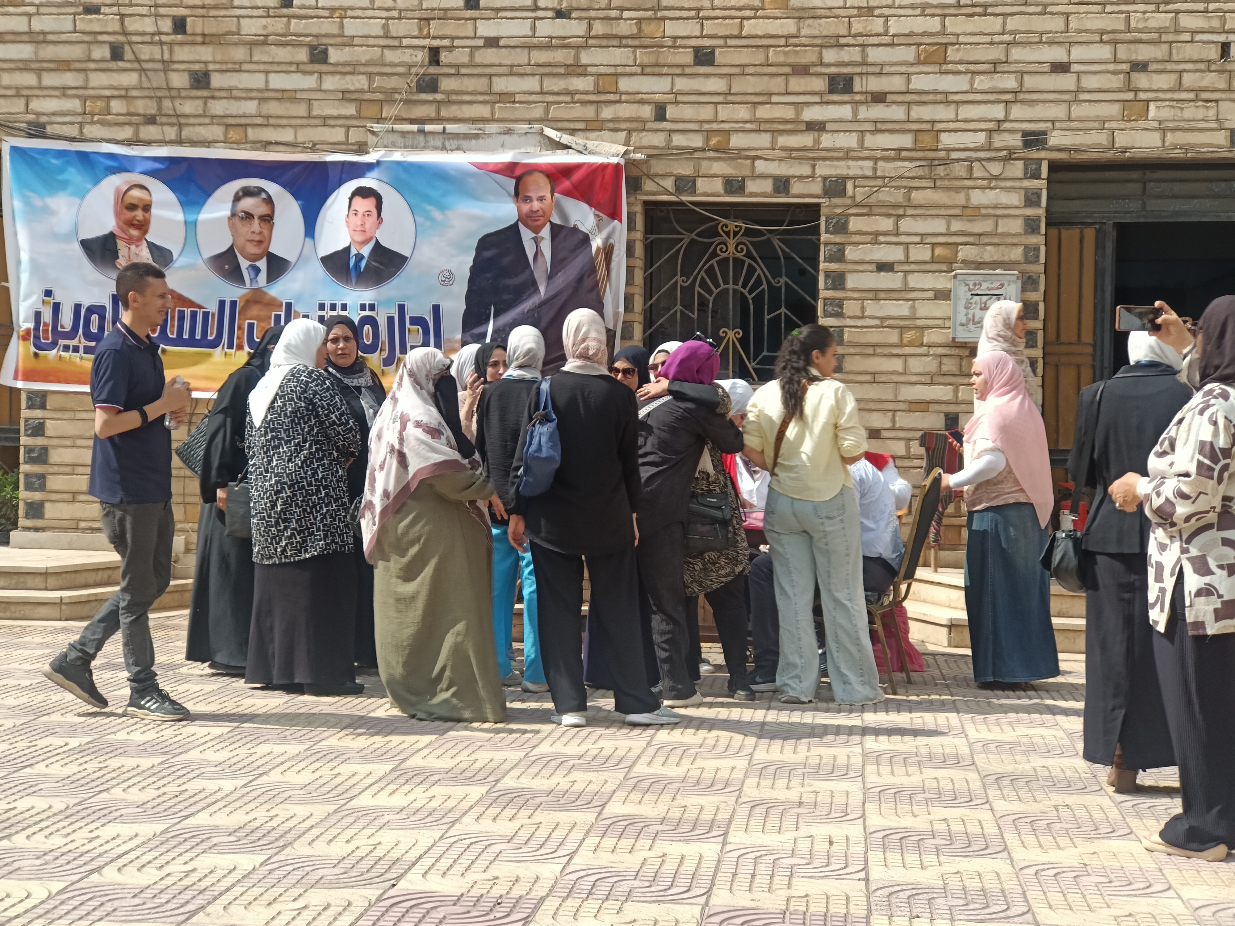 اقبال كبير من السيدات فى انتخابات الشيوخ بالدقهلية (6)