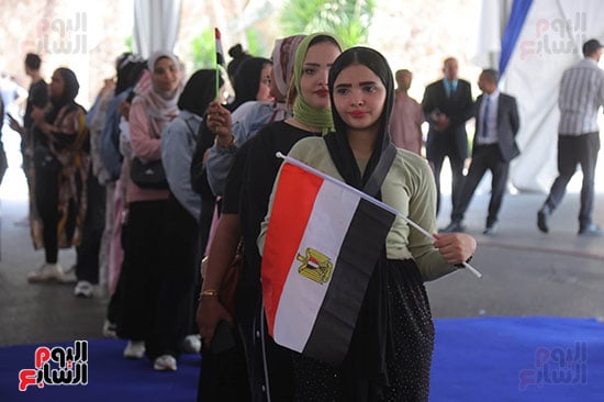Gen Z يزين مشهد انتخابات مجلس الشيوخ 2025 بحضور لافت ومشاركة فعالة (11)
