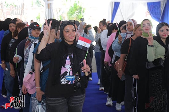Gen Z يزين مشهد انتخابات مجلس الشيوخ 2025 بحضور لافت ومشاركة فعالة (10)