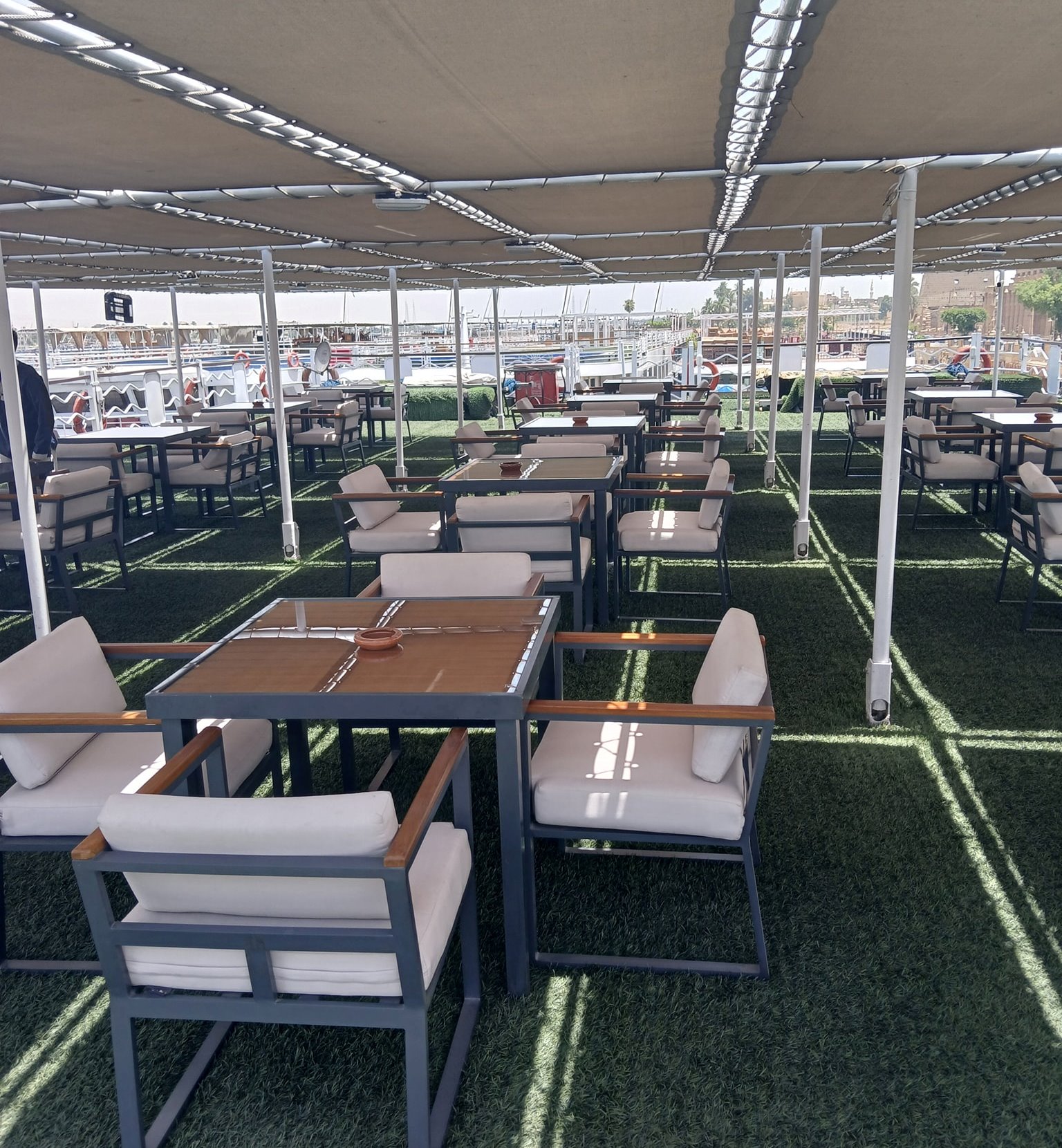 روف النايل كروز أبرز مواقع الإستجمام والبهجة للسياح