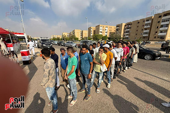 طوابير الناخبين فى الشيخ زايد