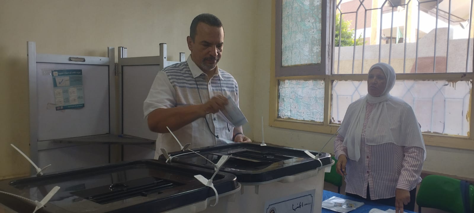 توافد المواطنين على 476 لجنة بالمنيا للإدلاء بأصواتهم فى انتخابات مجلس الشيوخ (12)