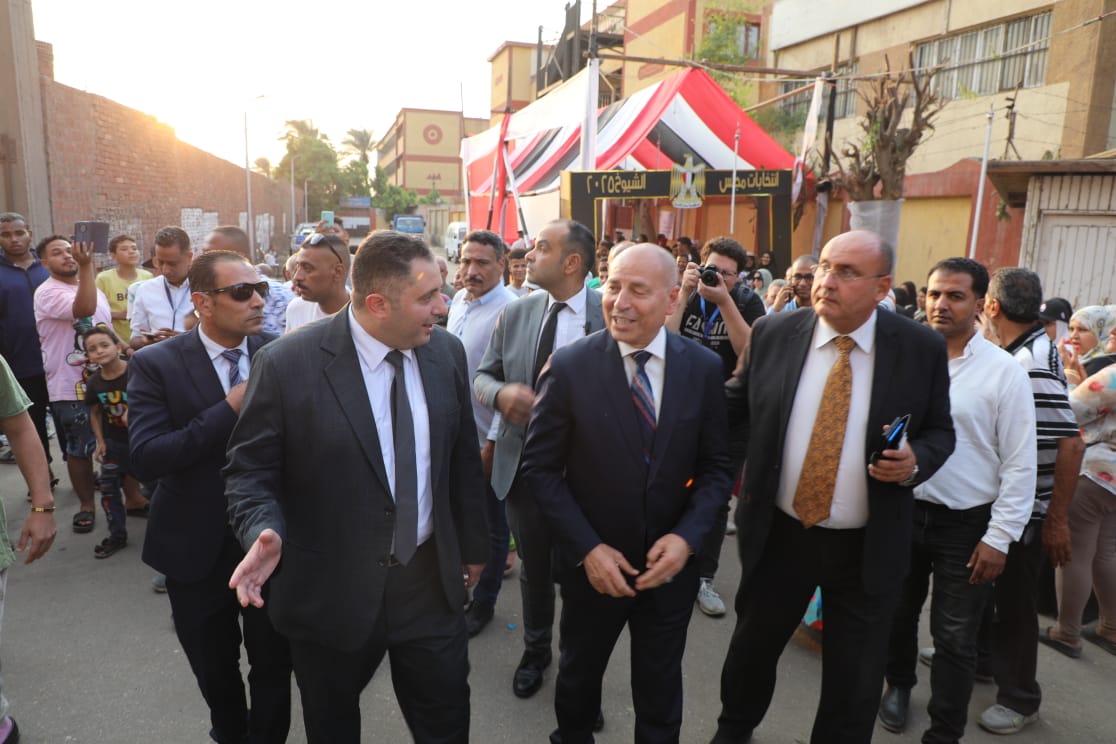 جانب من الزيارة جانب من الزيارة