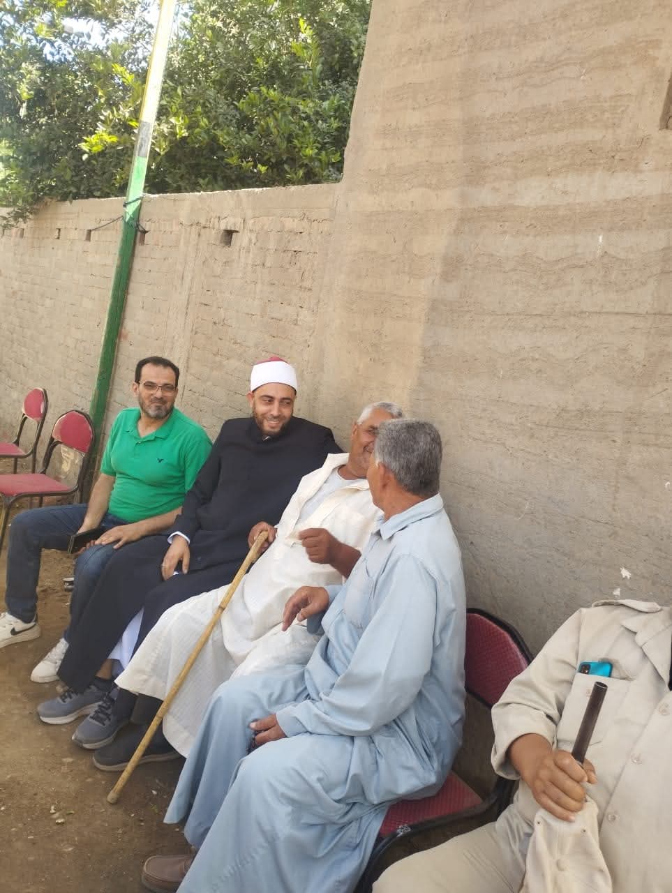 العاملون بمديرية أوقاف دمياط يتوافدون على لجان الاقتراع (2)