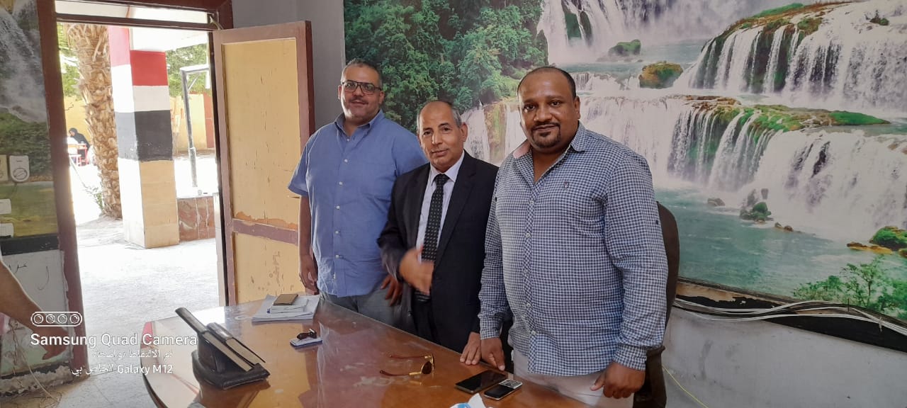 رئيس وأمناء لجنة فرعية بالطالبية