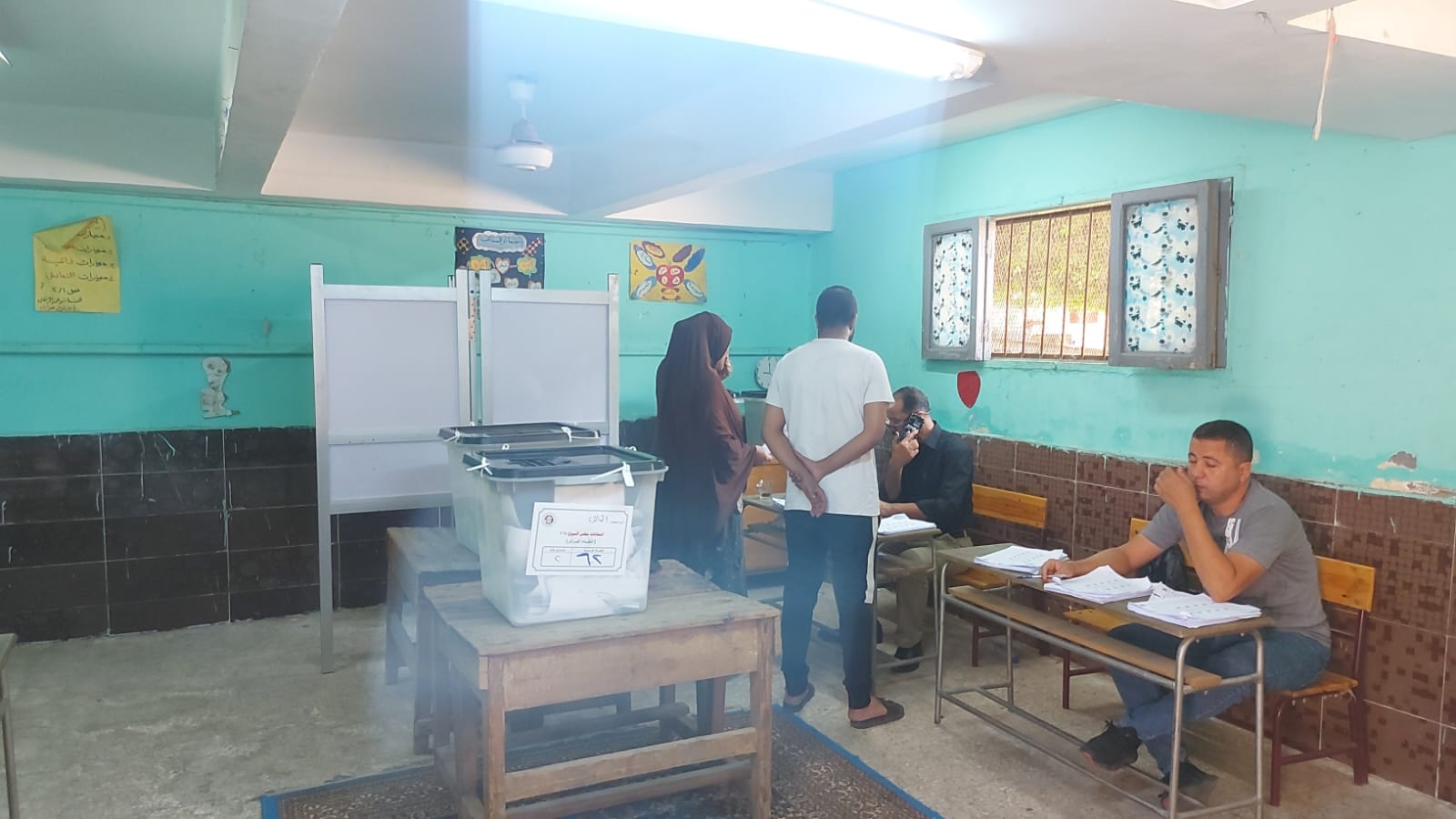 التصويت بلجان الانتخابات بحي الزاوية
