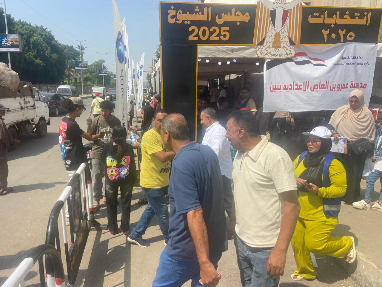 رئيس حزب إرادة جيل يدلي بصوته الانتخابي (1)