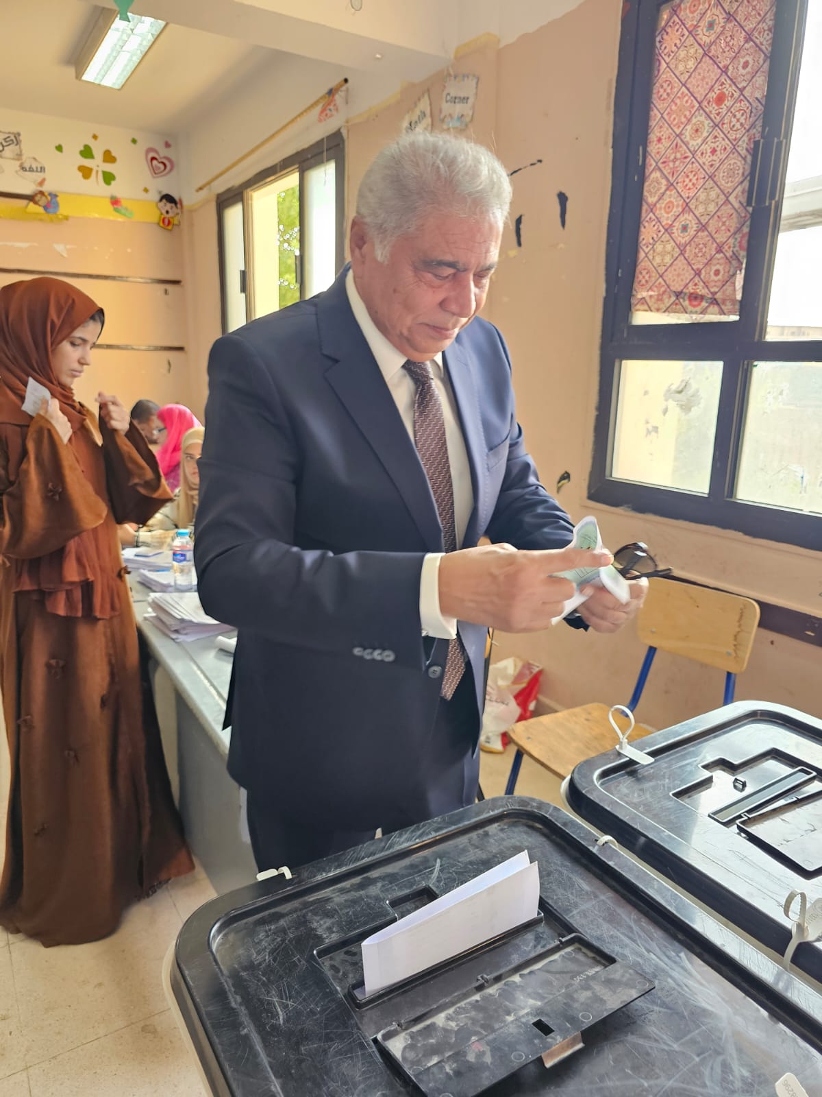 ab8ea36b-1058-413d-aa91-7d2aba322ea3