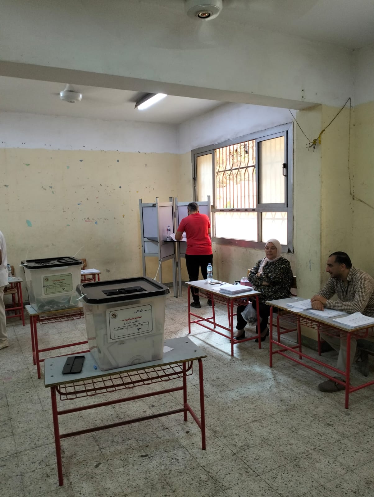 اللجان الانتخابية في الزيتون