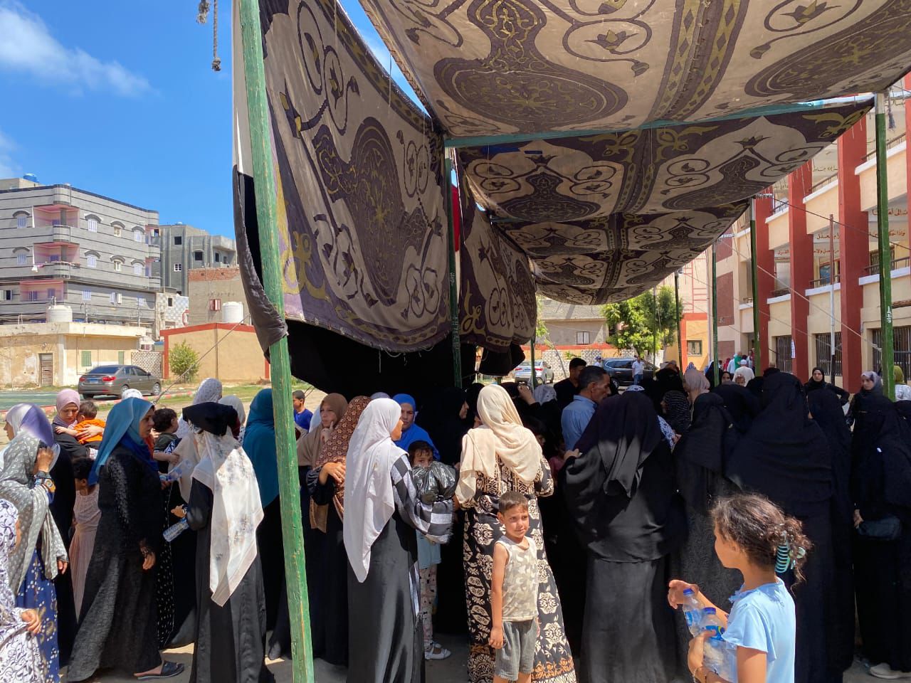 جانب من الزحام