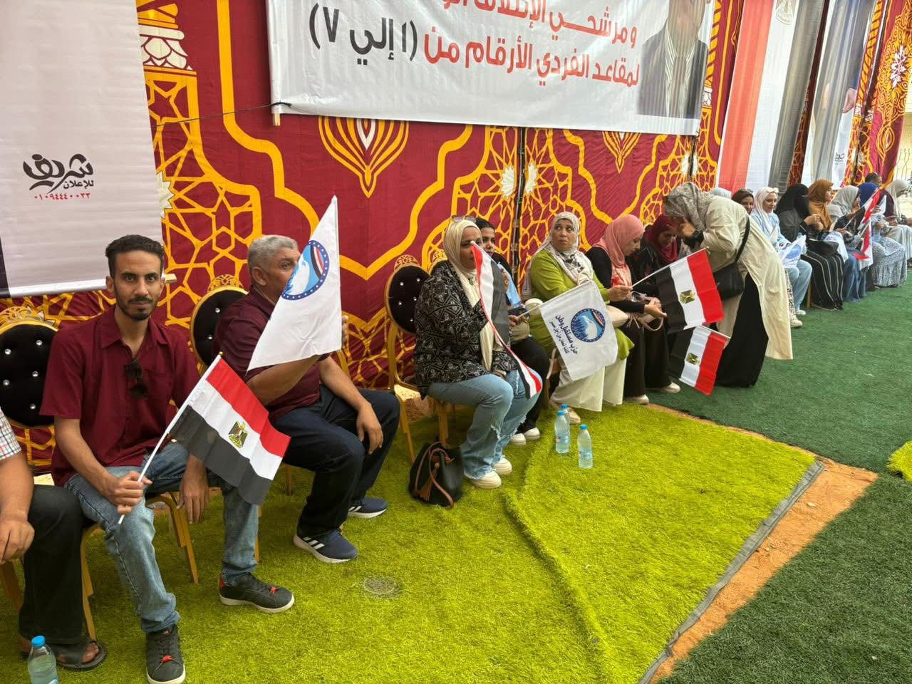 توافد الناخبين أمام اللجان (3)