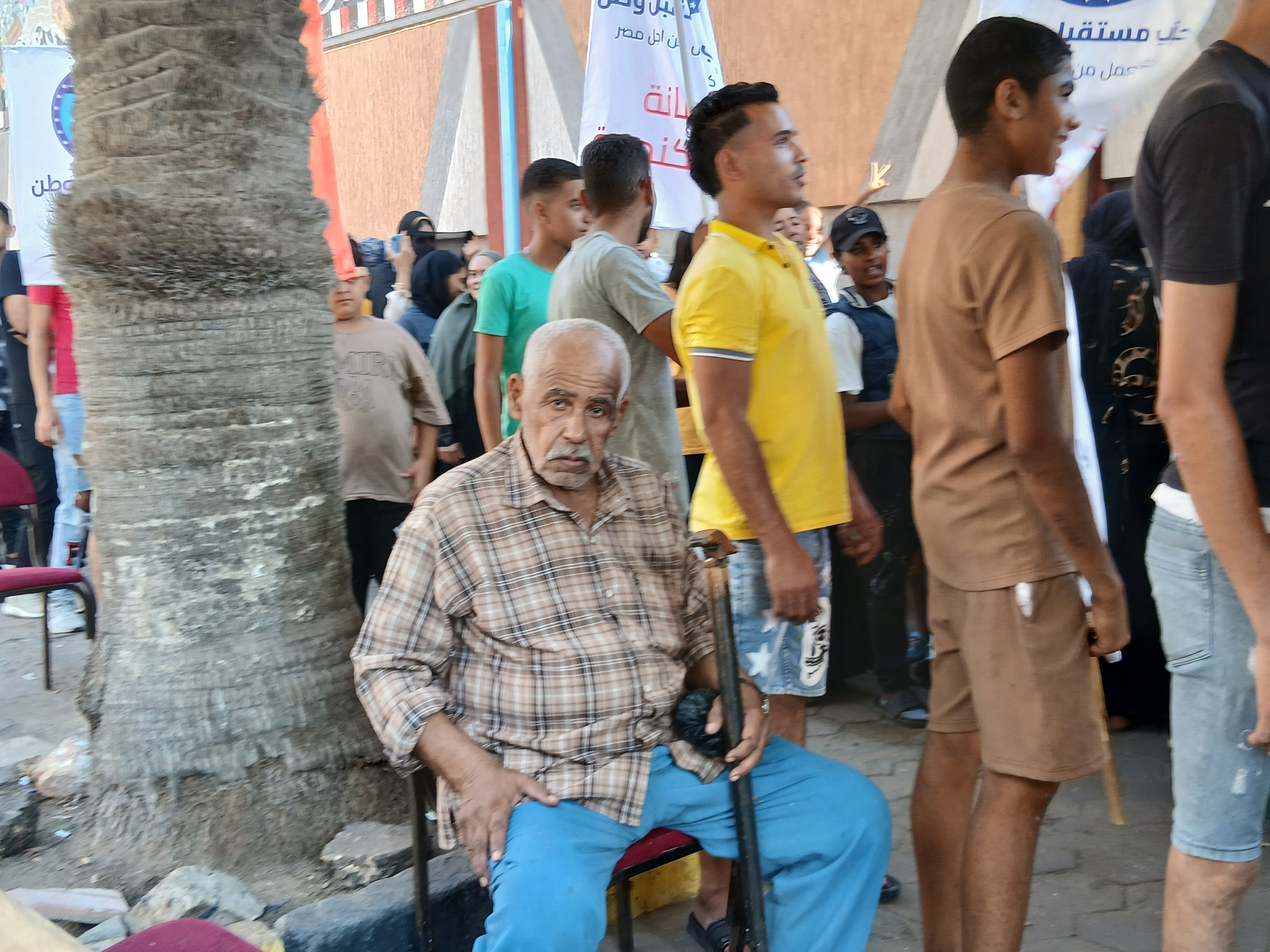 مسن حرص للحضور علي التصويت في إنتخابات الشيوخ بالاسكندرية مسن حرص للحضور علي التصويت في إنتخابات الشيوخ بالاسكندرية