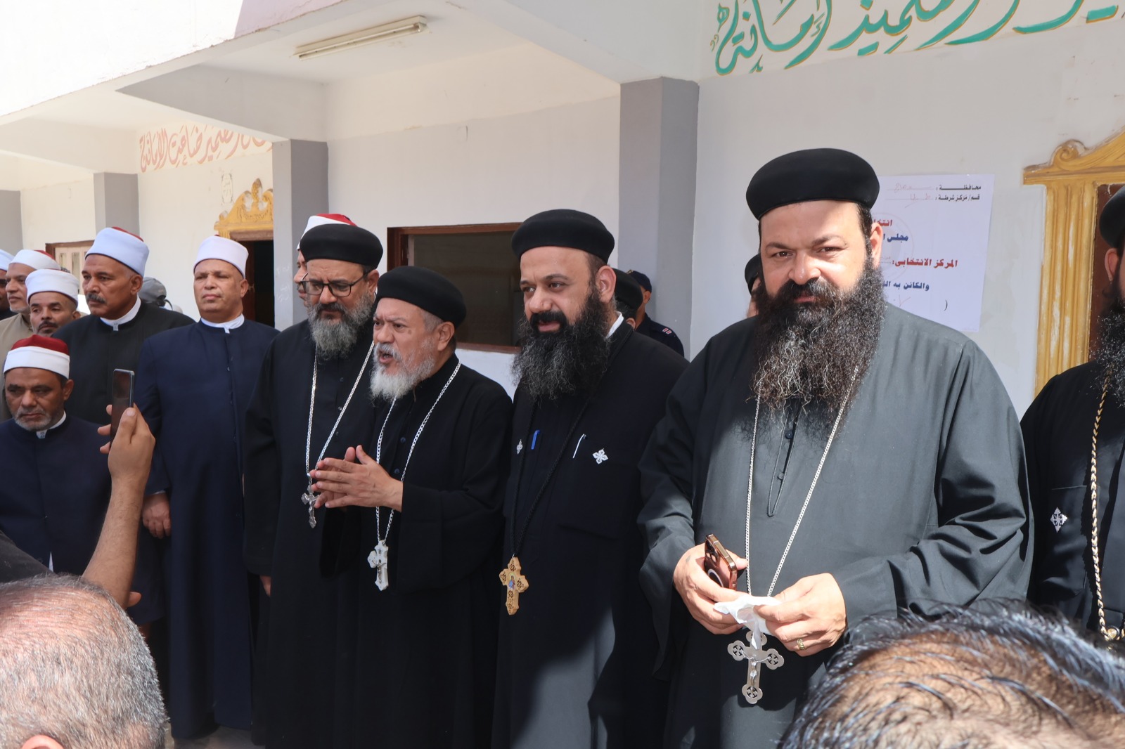 رجال الدين المسيحى بالإنتخابات