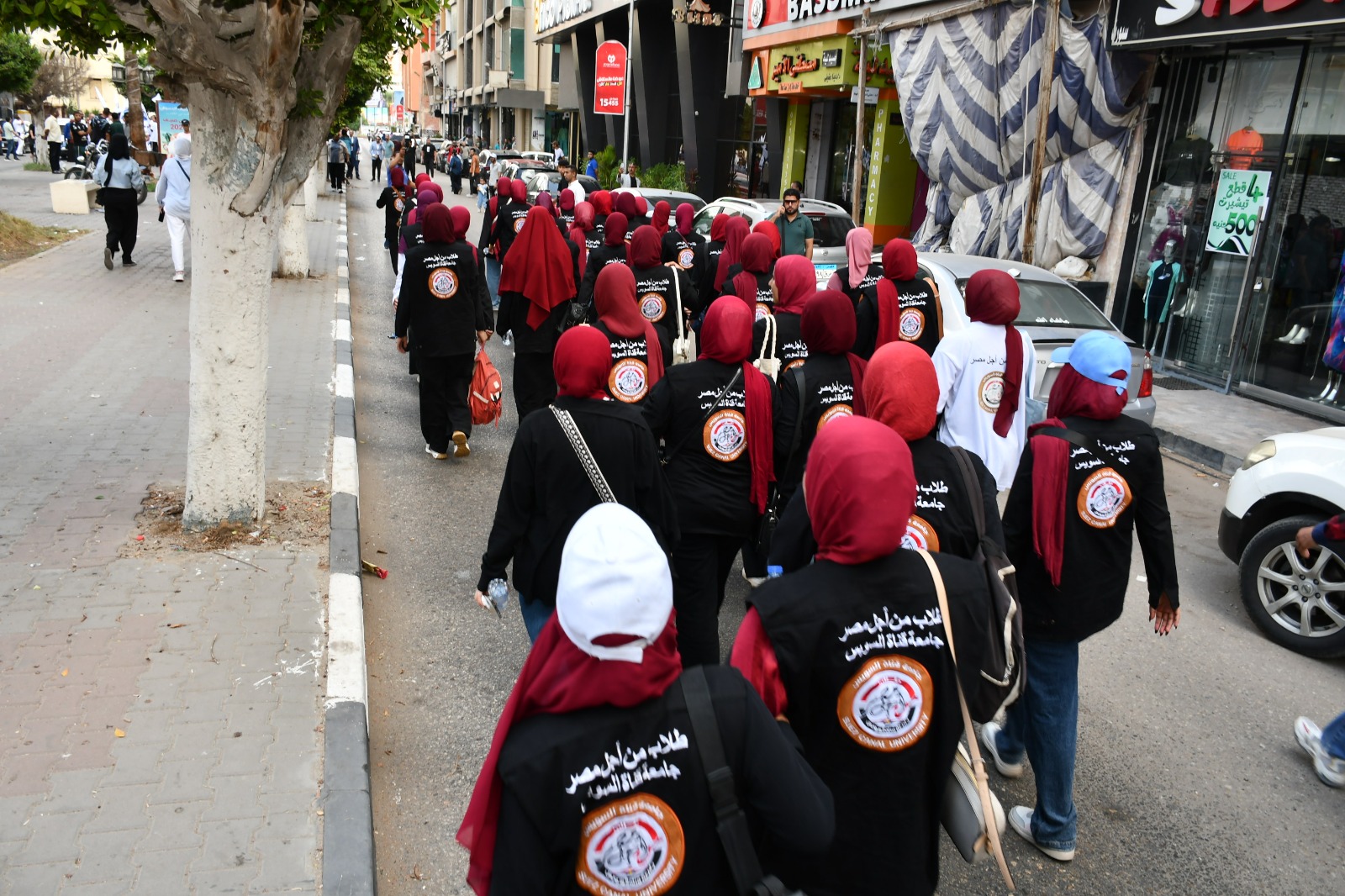 طلاب جامعة قناة السويس (2)