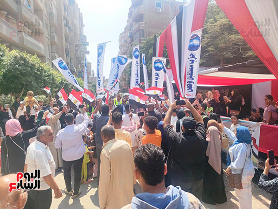 مسيرة-حاشدة-لمستقبل-وطن-تجوب-الهرم-ونزلة-السمان-لحث-المواطنين-على-المشاركة-في-انتخابات-الشيوخ-(7)