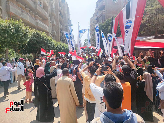 مسيرة-حاشدة-لمستقبل-وطن-تجوب-الهرم-ونزلة-السمان-لحث-المواطنين-على-المشاركة-في-انتخابات-الشيوخ-(11)