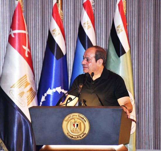 جولة الرئيس السيسي بالكلية الحربية (12)
