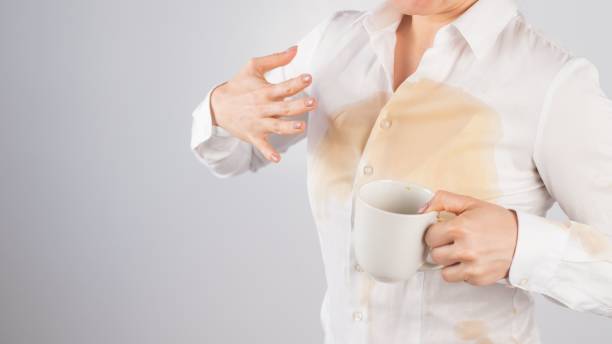 التخلص من بقع القهوة التخلص من بقع القهوة