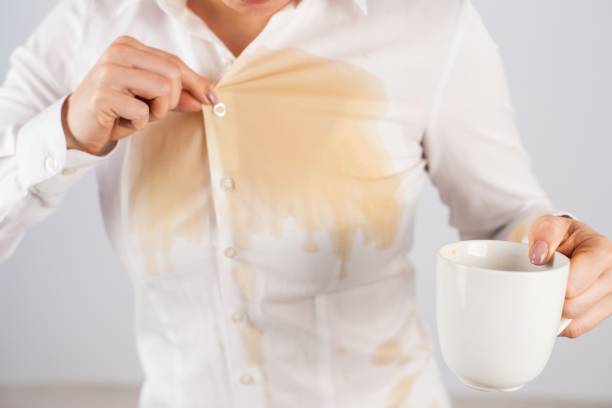 حيل للتخلص من بقع القهوة حيل للتخلص من بقع القهوة