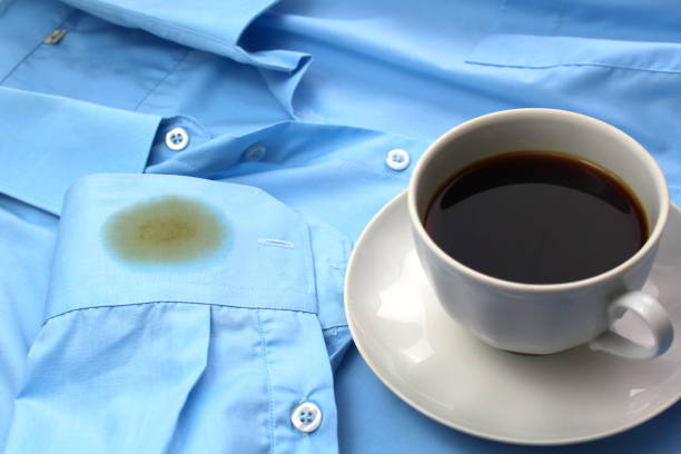 بقع القهوة على الملابس بقع القهوة على الملابس