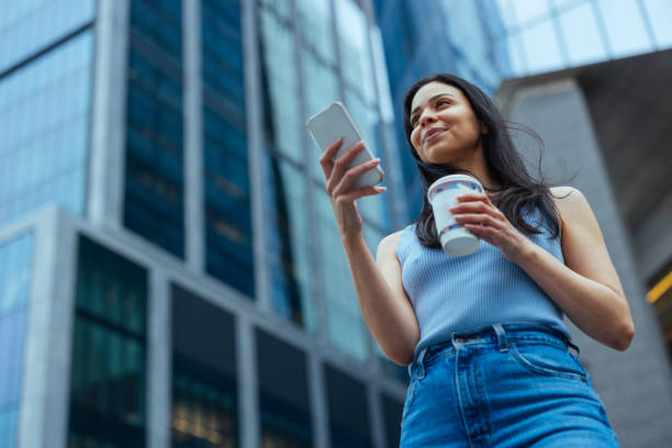 اشخاص قوية من الخارج قلوبهم طيبة