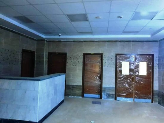 الأعمال بالمستشفى