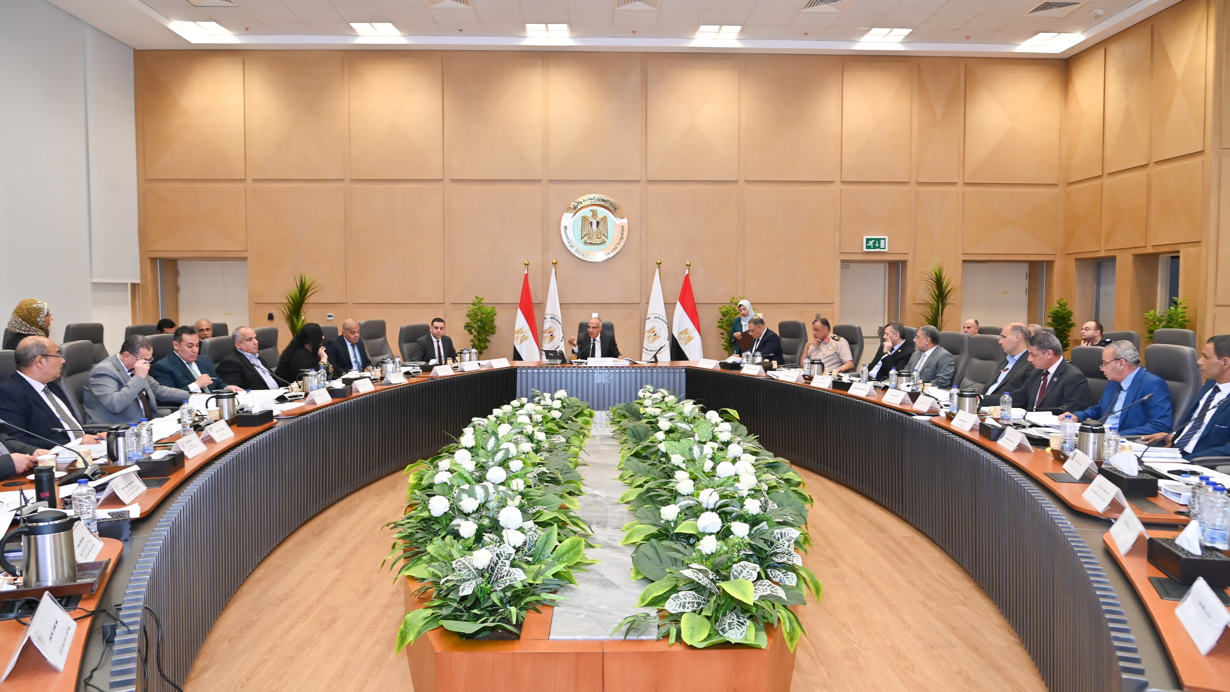 اللجنة العليا لتراخيص الشواطئ اللجنة العليا لتراخيص الشواطئ