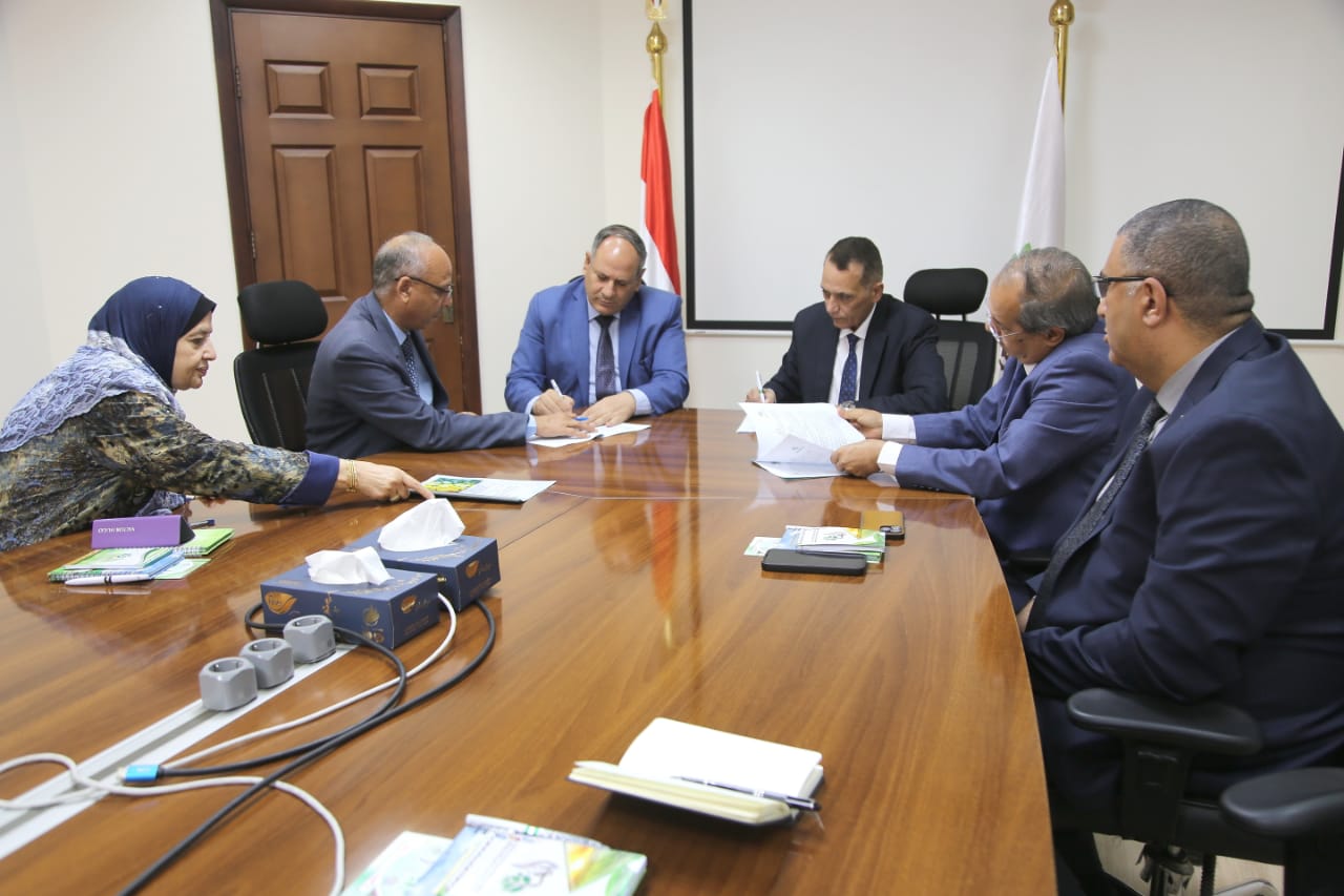 الريف المصري" يتعاون مع "البحوث الزراعية" لإنتاج تقاوي الخيار