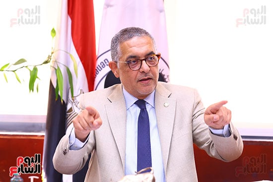 حسام هيبة الرئيس التنفيذي للهيئة العامة للاستثمار  (5)