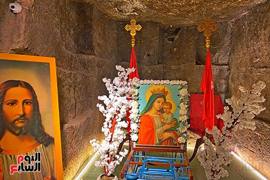أيقونة السيدة العذراء والسيد المسيح أيقونة السيدة العذراء والسيد المسيح