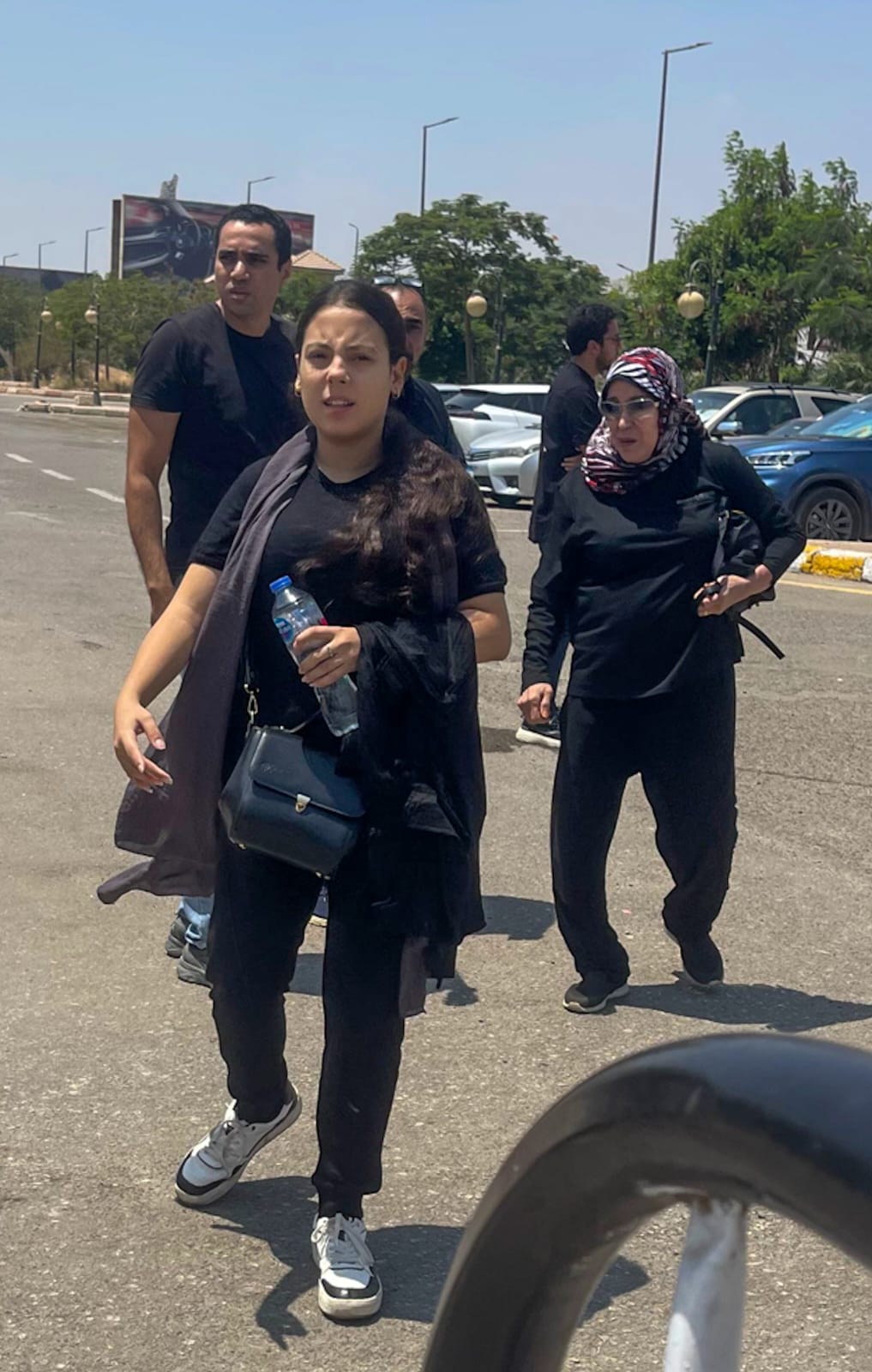 وصول جثمان الفنان سيد صادق والمعزين