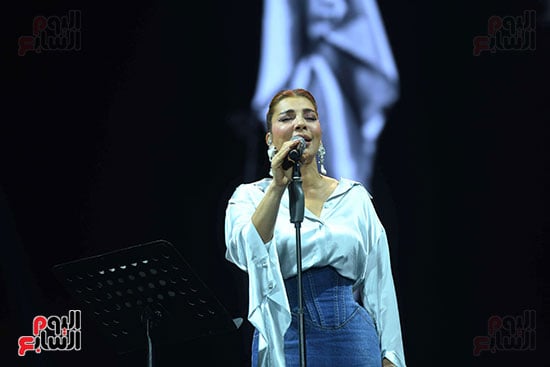 الفنانة أصالة بحفل مهرجان العلمين الجديدة (1)