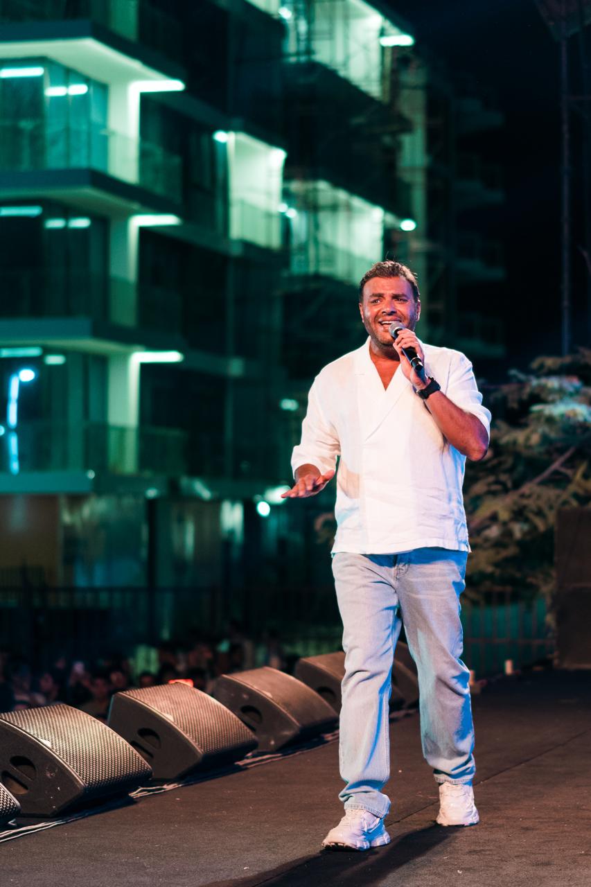رامي صبري يتالق بأجمل أغنياته لأول مرة في المنيا (10)