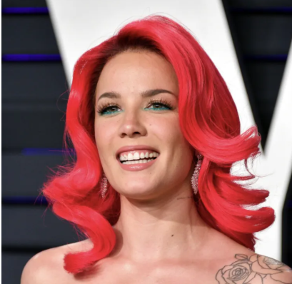 مكياج اللون الاخضر 