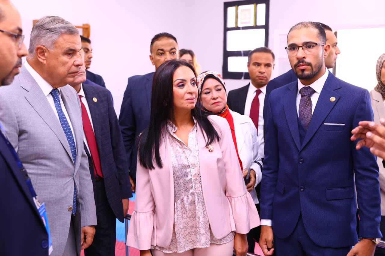 وزيرة التضامن الاجتماعي ومحافظ الإسكندرية يفتتحان مركز التأهيل الشامل لذوي الإعاقة 