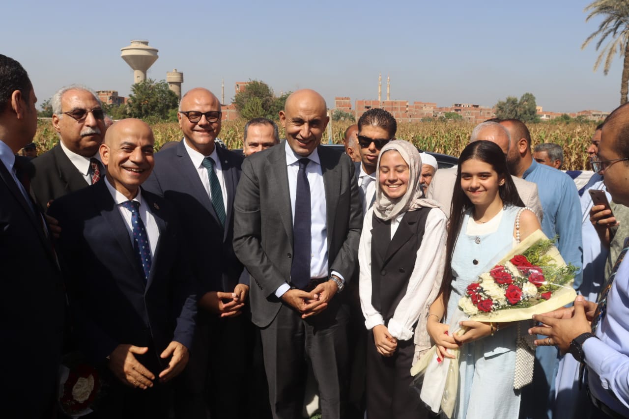 جانب من الافتتاح (3)