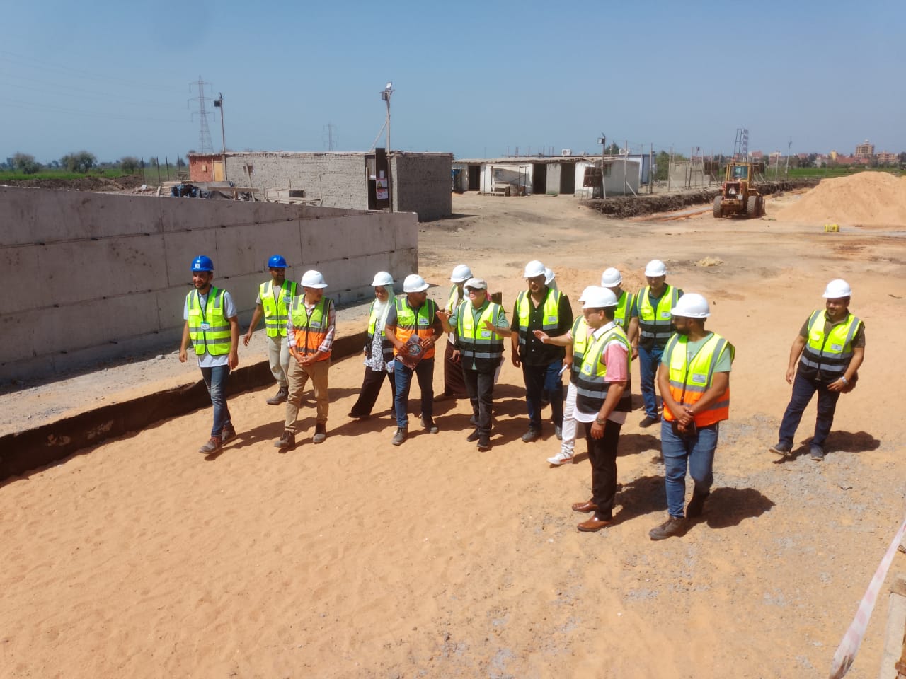 أعمال تنفيذ مشروعات تحسين نوعية مياه مصرف كيتشنر (2)