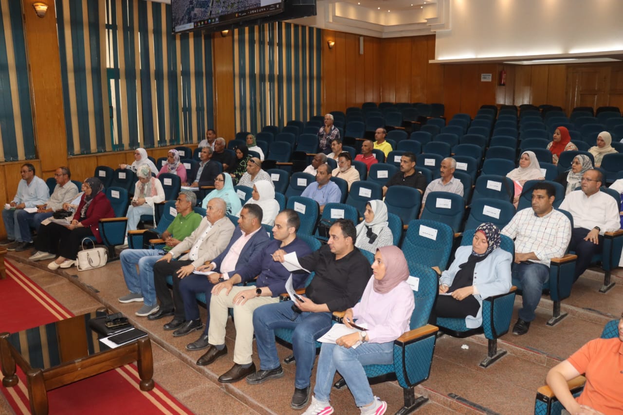 اجتماع بالقليوبية لمتابعة التطورات في ملف تقنين أراضي أملاك الدولة (3)