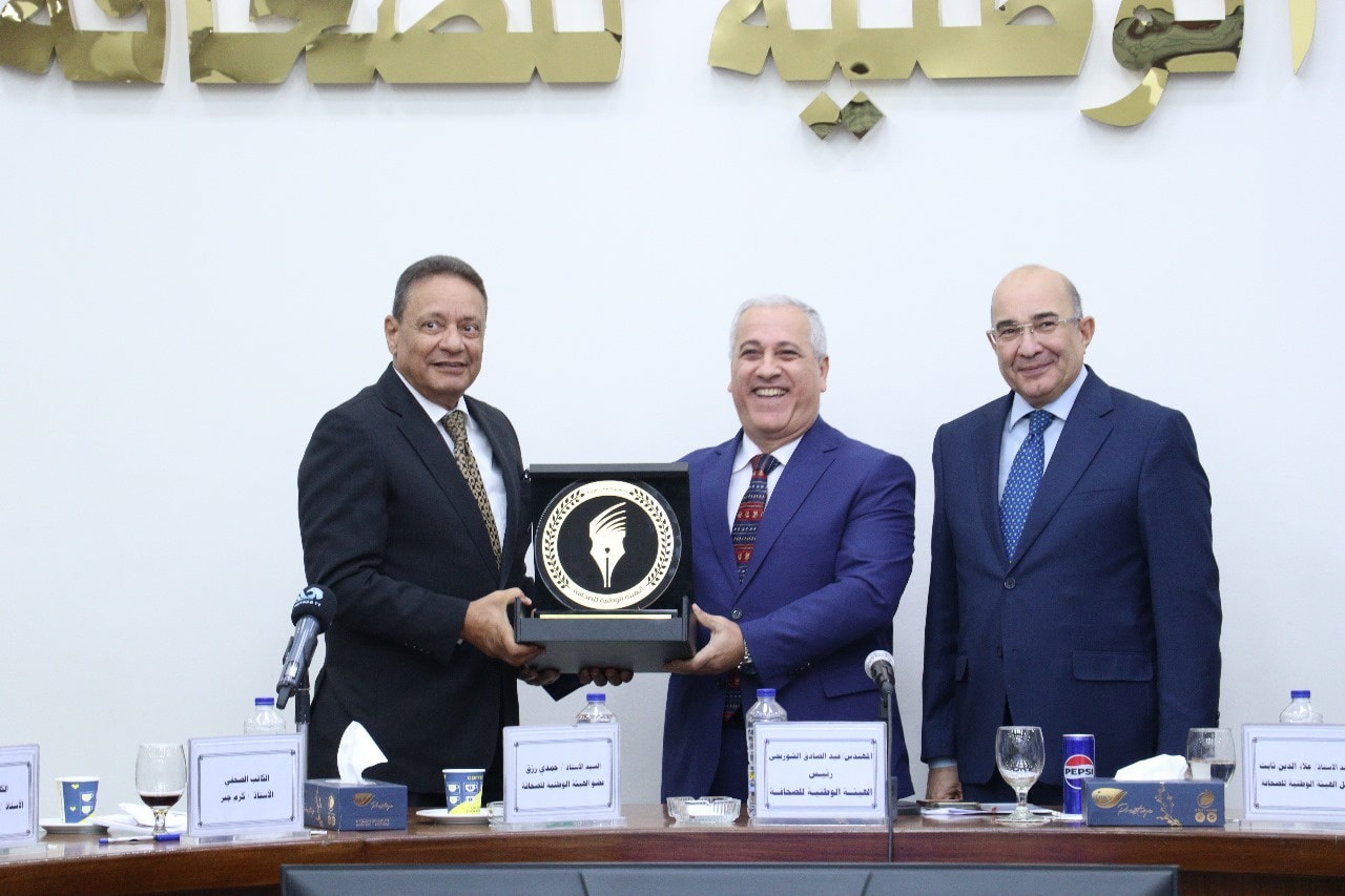 الكاتب الكبير كرم جبر الرئيس السابق للمجلس الأعلى للاعلام الكاتب الكبير كرم جبر الرئيس السابق للمجلس الأعلى للاعلام