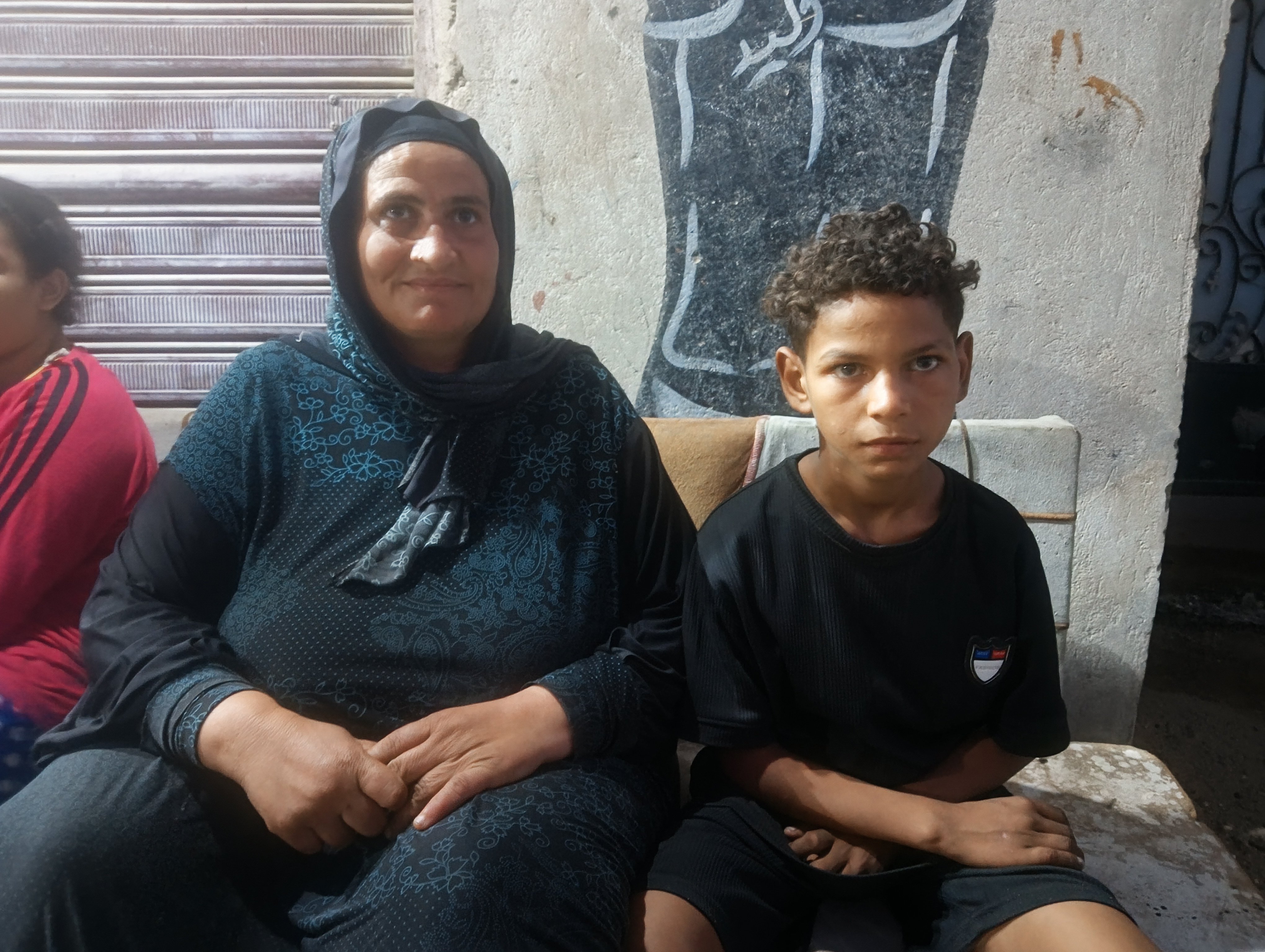 الطفل ووالدته
